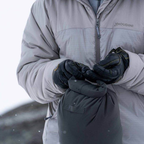 RUMPL X HOUDINI BRINGS YOU THE RECONNECT BLANKET