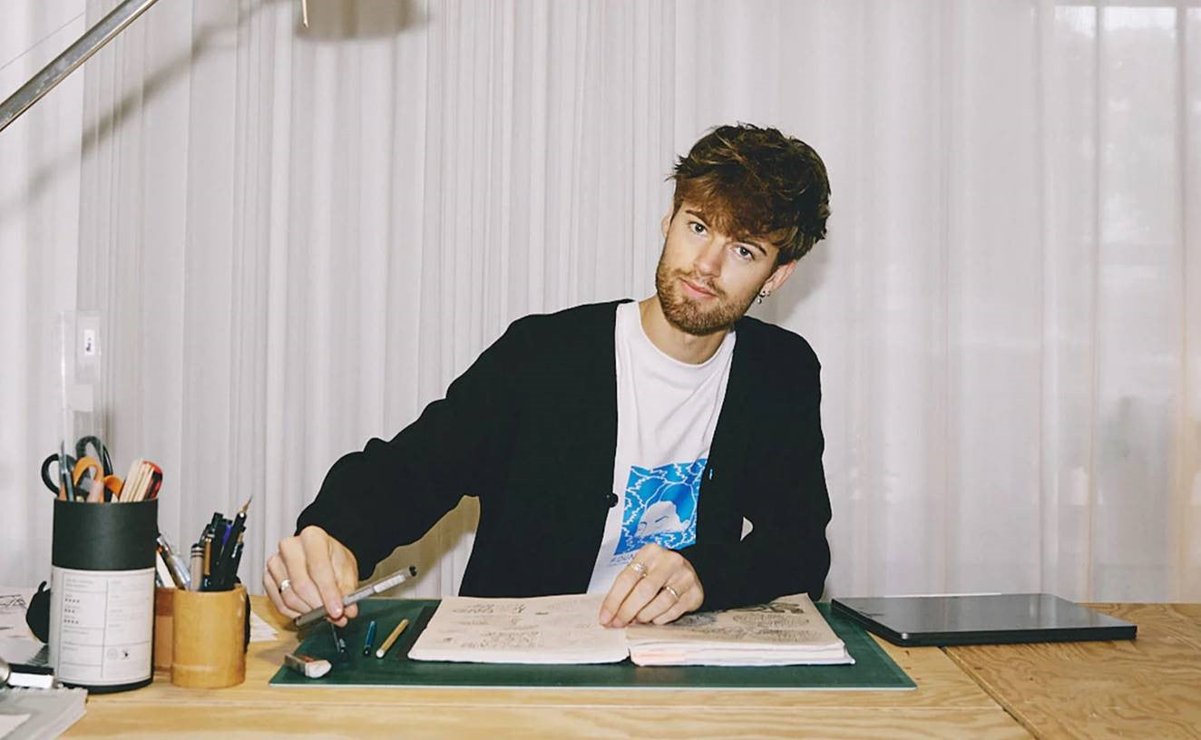 MINIMUM INTERVIEW WITH GUSTAV LAITRUP