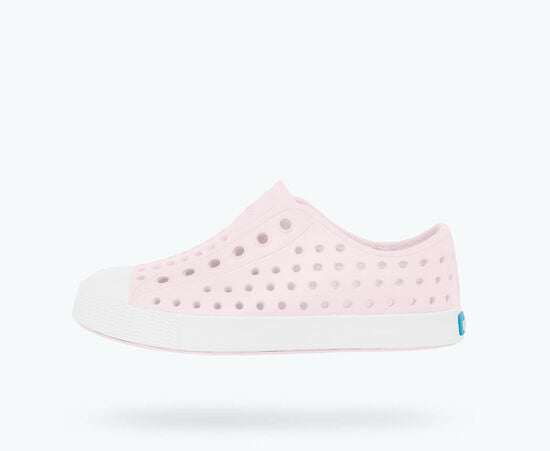 CROCS MEET SNEAKERS WITH THIS MUST-HAVE SPRING SHOES FOR KIDS