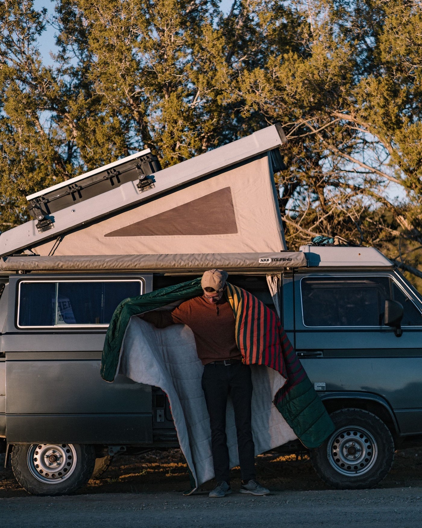 THE 11 BEST CAMPING BLANKETS TO KEEP YOU WARM IN THE WILDERNESS